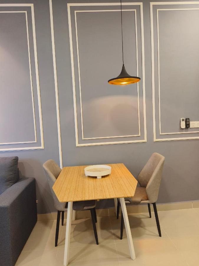 Freedom 1 Bed At Colony Infinitum Apartment *